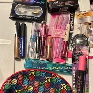 Kleancolor Makeup Set with Blue and Brown Accents